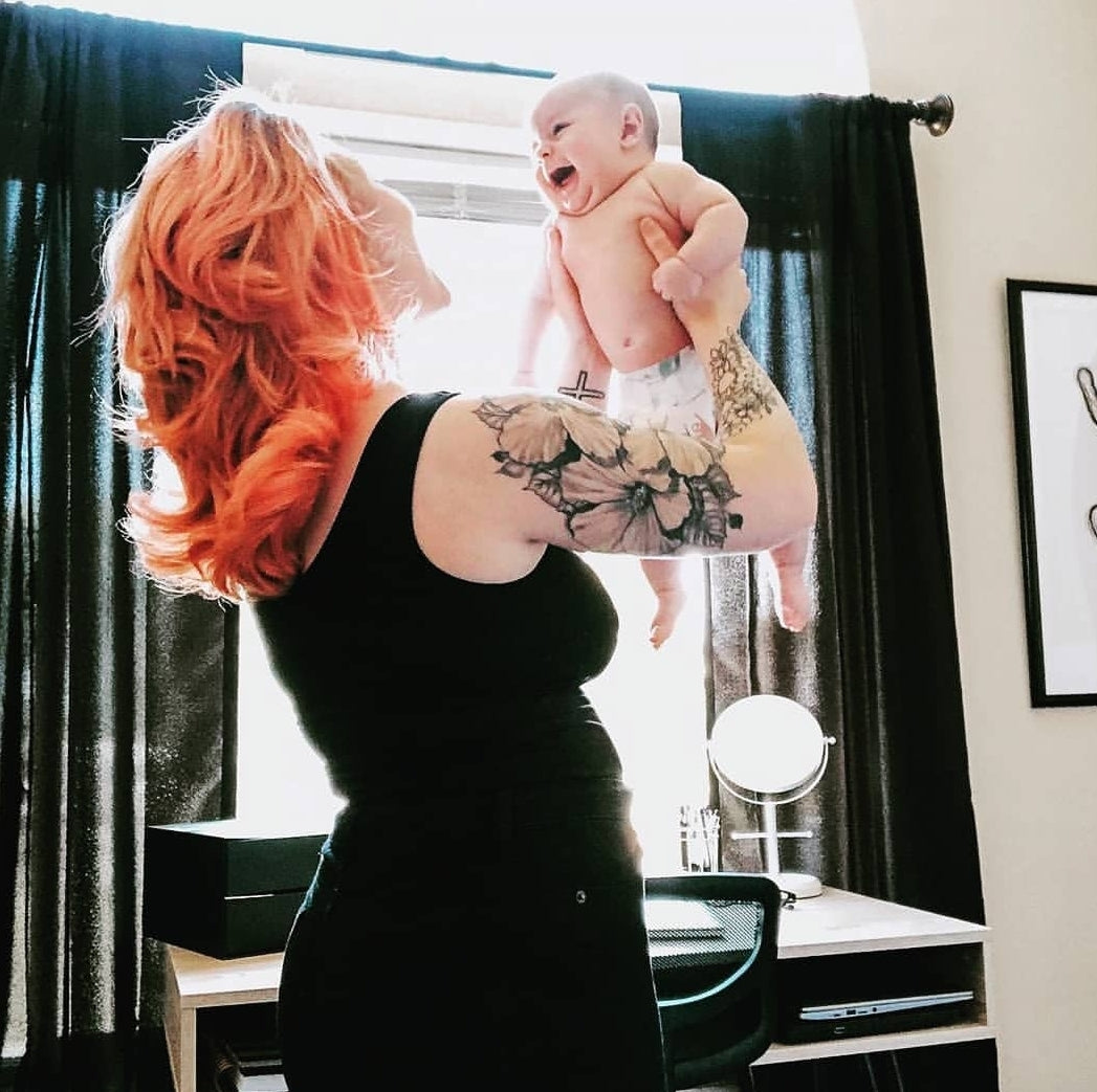 The best bodysuit you will ever own | #mybodysuitsme | staBody | yes mom, you still got it!